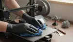 Schutz und Präzision: Nitrilhandschuhe im 3D-Druck